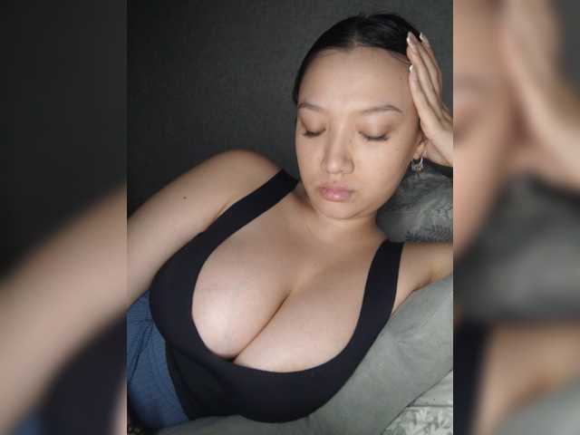 Goldlove1 live cam preview
