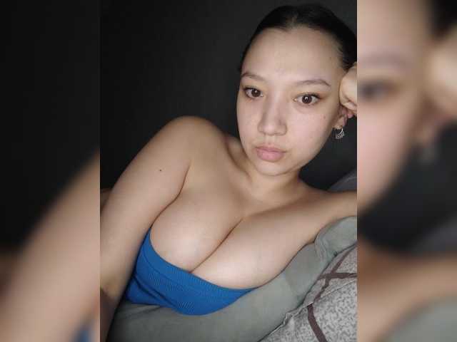 Arina979797 live cam on BongaCams