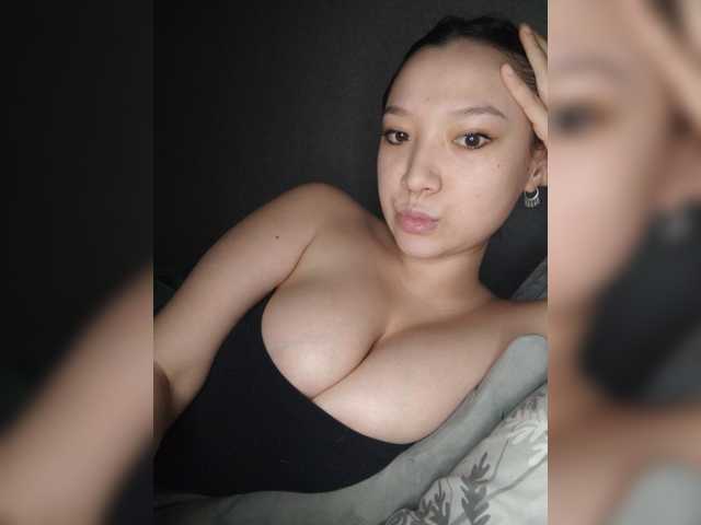 Arina979797 live cam on BongaCams