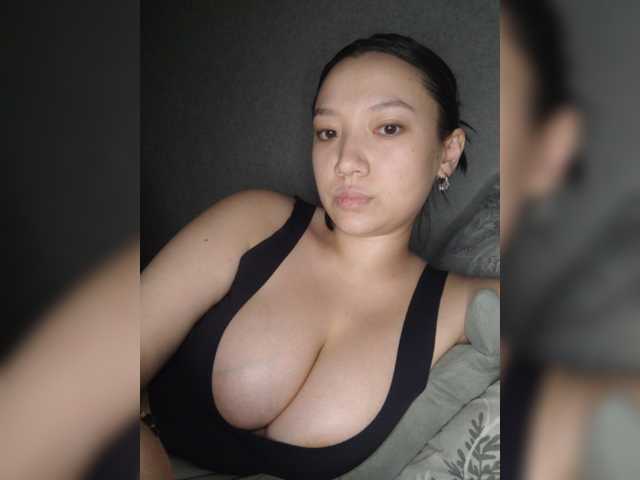 Arina979797 live cam on BongaCams