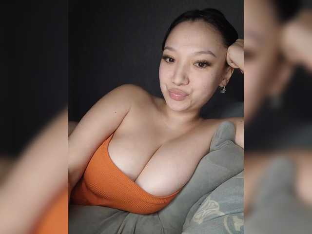 Arina979797 live cam on BongaCams