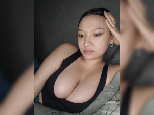 Arina979797 live cam on BongaCams