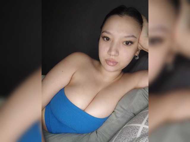 Arina979797 live cam on BongaCams