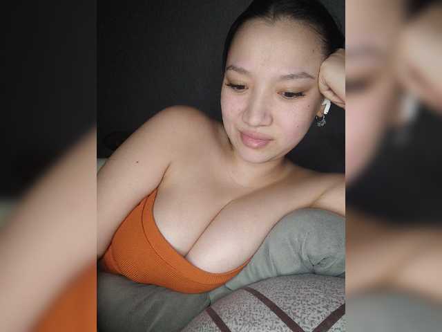 Arina979797 live cam on BongaCams