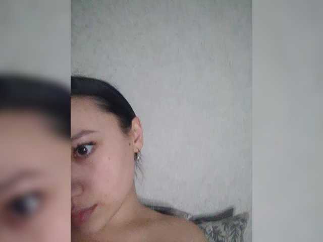 Arina979797 live cam on BongaCams