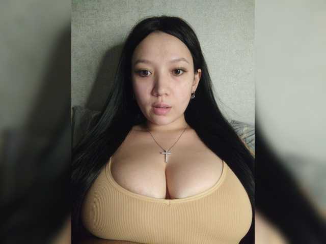 Arina979797's BongaCams show and profile