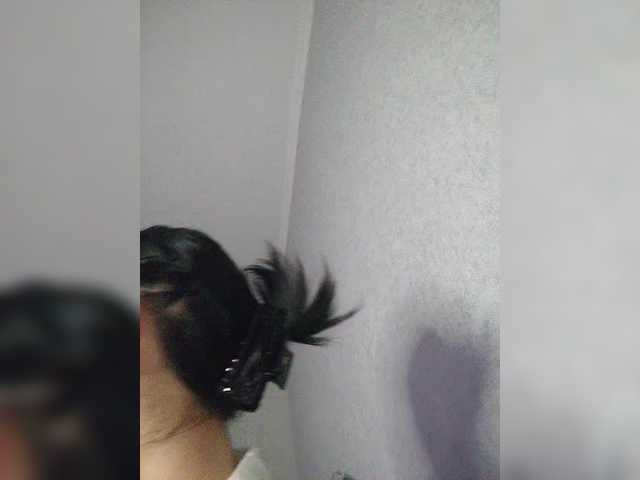 Arina979797 live cam on BongaCams
