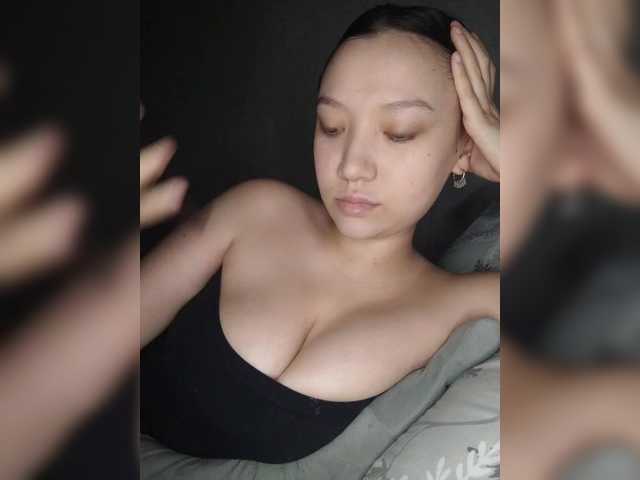 Arina979797 live cam on BongaCams