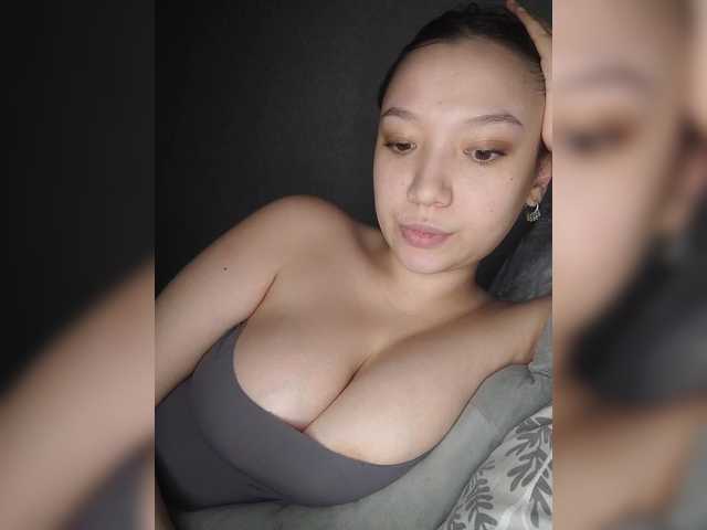 Arina979797 live cam on BongaCams