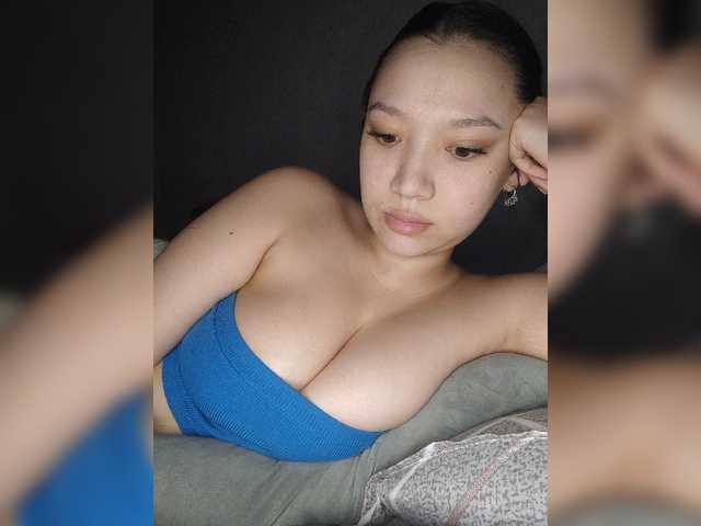 Arina979797 live cam on BongaCams