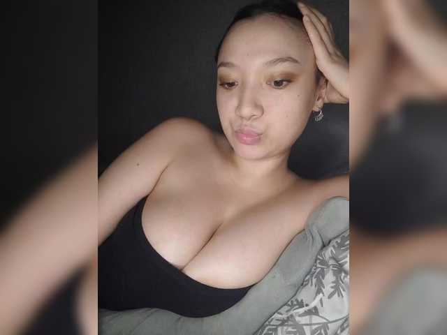 Arina979797 live cam on BongaCams