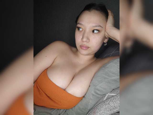 Arina979797 live cam on BongaCams