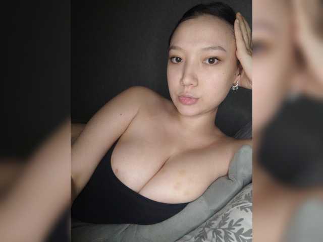 Arina979797 live cam on BongaCams