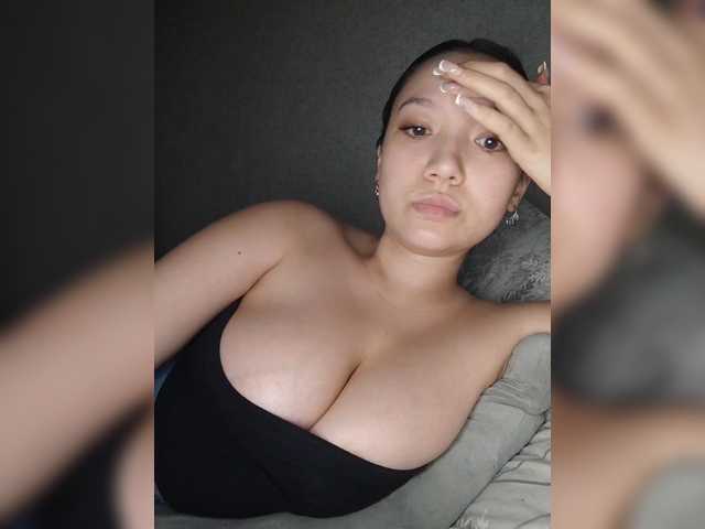 Arina979797, en directo ahora en BongaCams