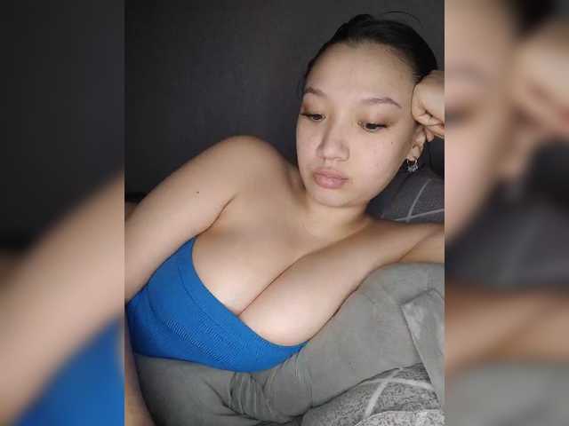 Arina979797 live cam on BongaCams