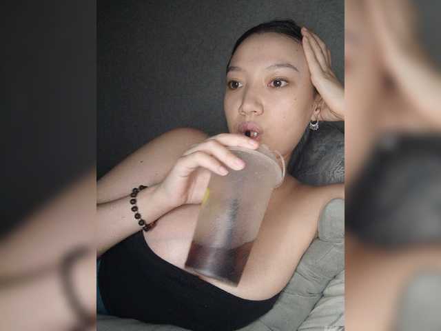 Arina979797 live cam on BongaCams