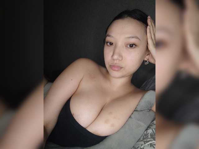 Arina979797 live cam on BongaCams