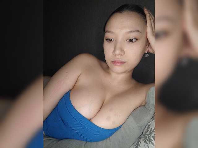Arina979797 live cam on BongaCams