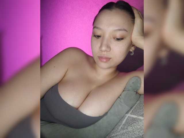 Arina979797 live cam on BongaCams