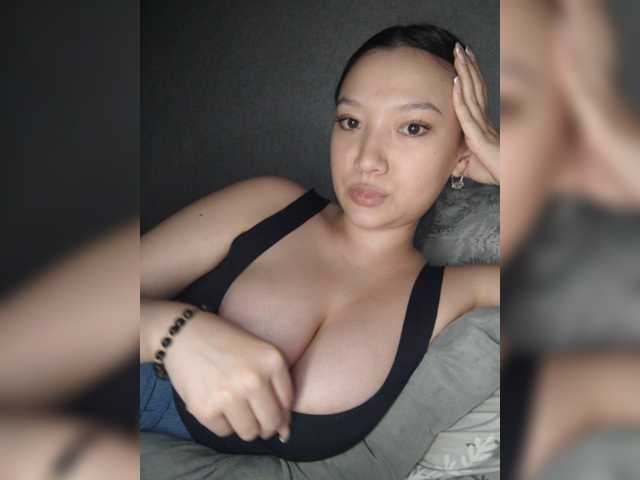 Arina979797, en vivo ahora en BongaCams