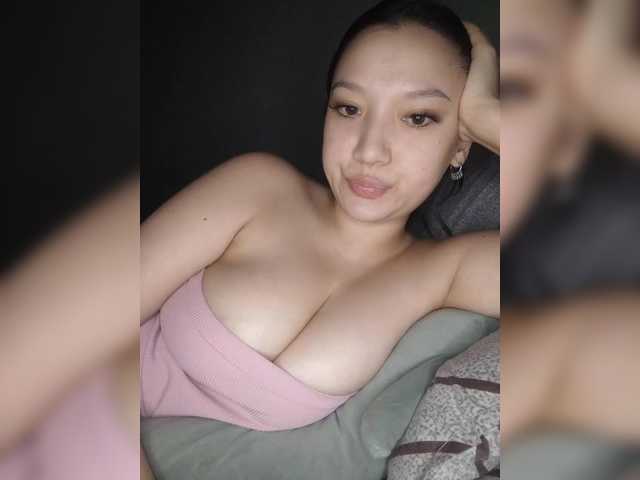 Arina979797 live cam on BongaCams