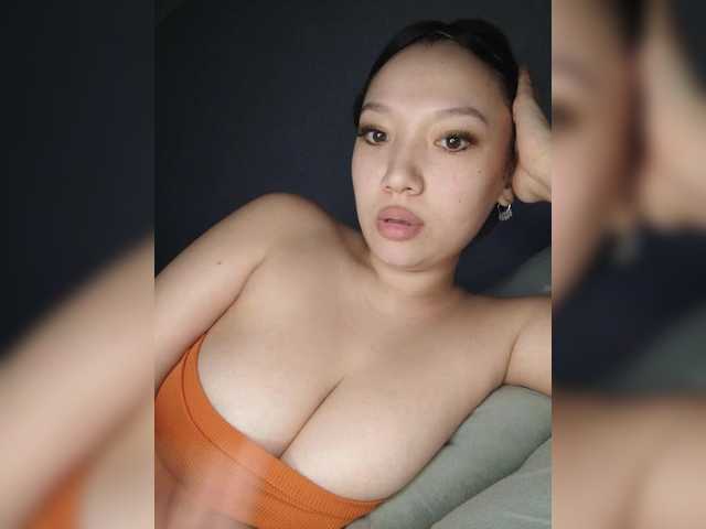 Arina979797 live cam on BongaCams