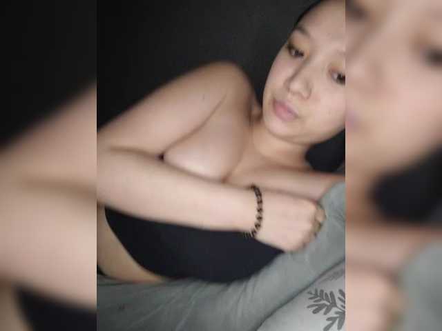 Arina979797 live cam on BongaCams