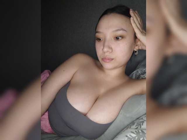 Arina979797 live cam on BongaCams