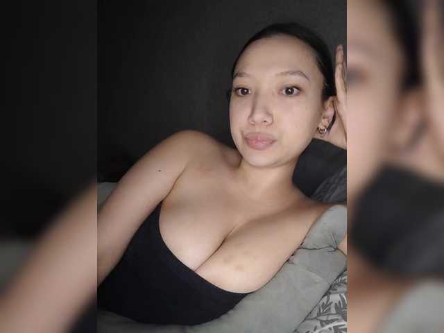 Arina979797 live cam on BongaCams