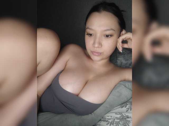 Arina979797, en vivo ahora en BongaCams