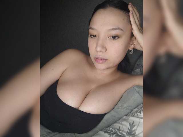 Arina979797 live cam on BongaCams