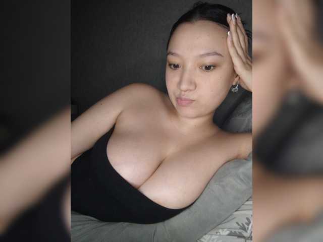 Arina979797 live cam on BongaCams