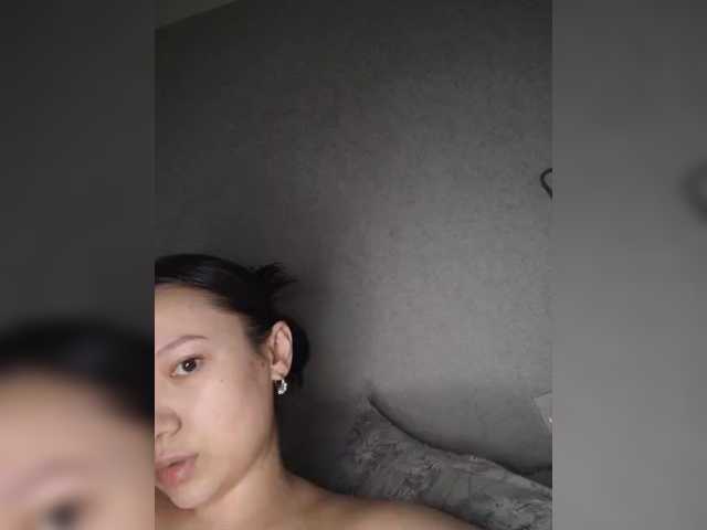 Arina979797 live cam on BongaCams