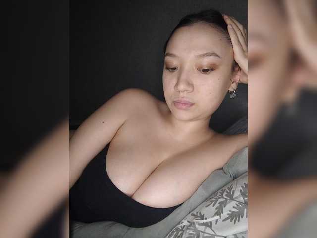Arina979797 live cam on BongaCams