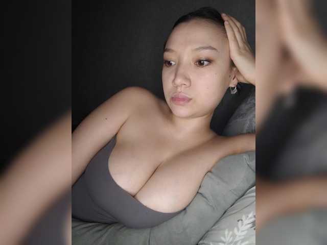 Arina979797 live cam on BongaCams