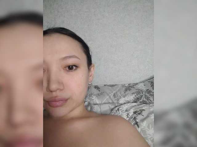 Arina979797 live cam on BongaCams