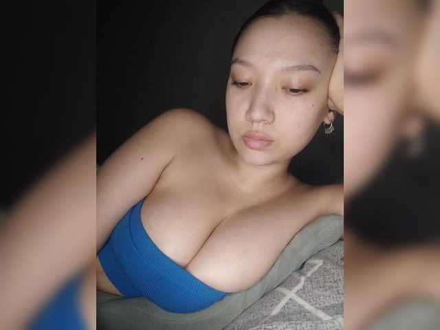 Arina979797 live cam on BongaCams