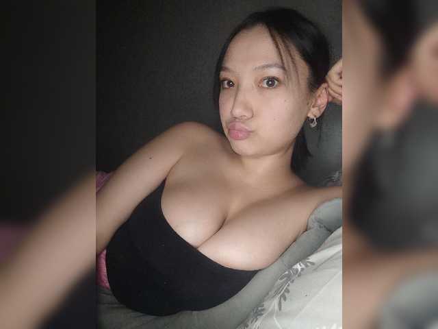 Arina979797 live cam on BongaCams