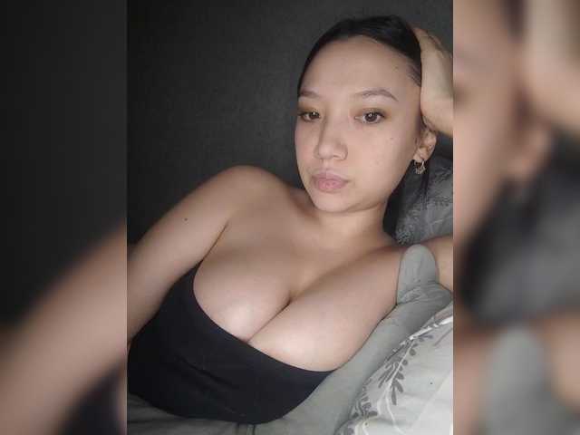 Arina979797 live cam on BongaCams