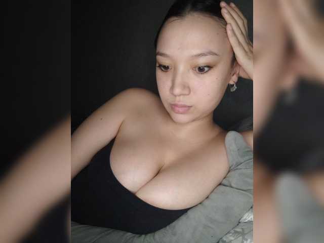 Arina979797 live cam on BongaCams