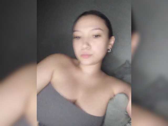 Arina979797 live cam on BongaCams