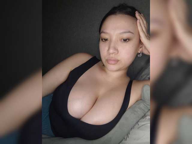 Arina979797 live cam on BongaCams