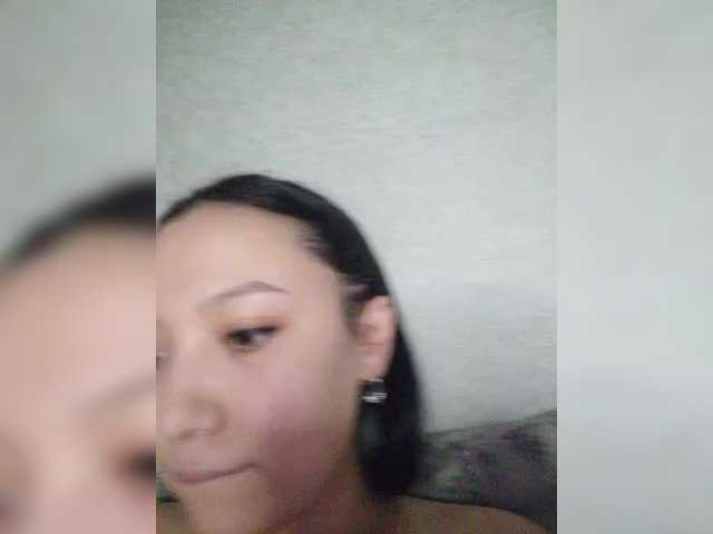 Arina979797 live cam on BongaCams
