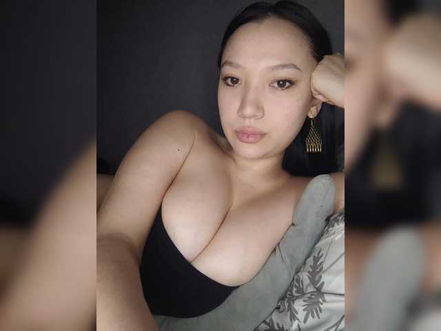 Goldlove1 live webcam show