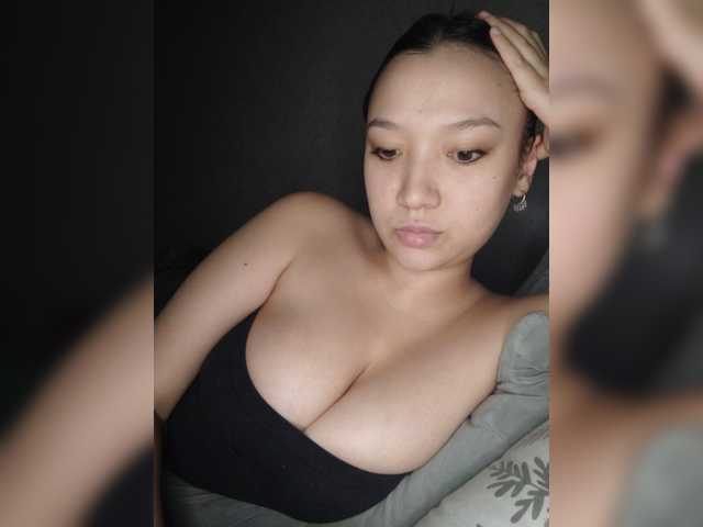 Arina979797 live cam on BongaCams