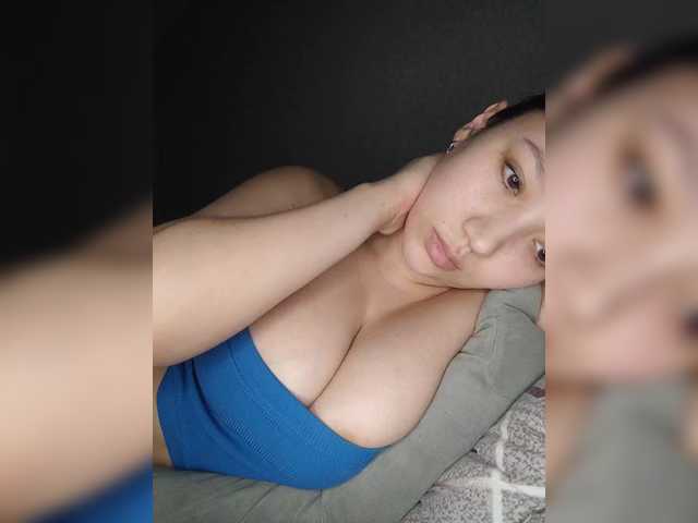 Arina979797 live cam on BongaCams