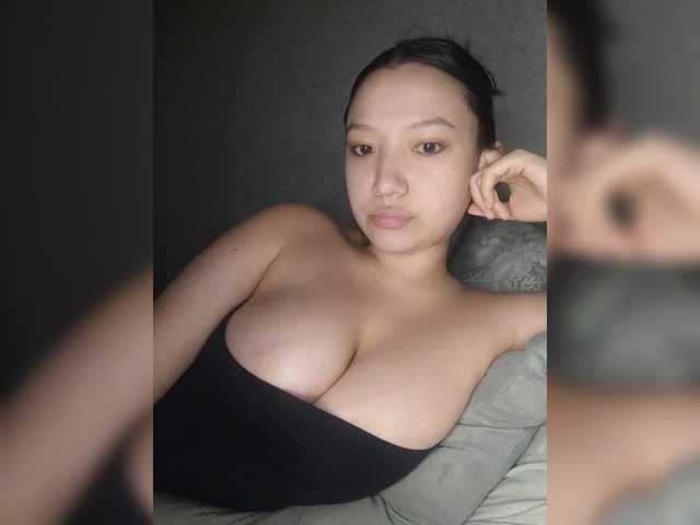 Arina979797 live cam on BongaCams