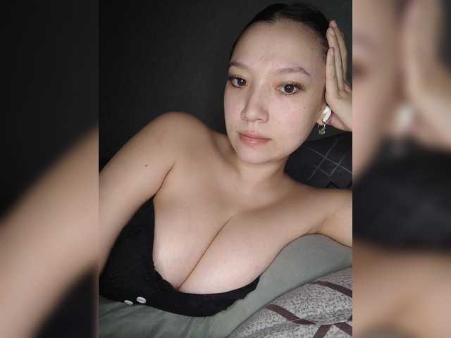Arina979797 live cam on BongaCams