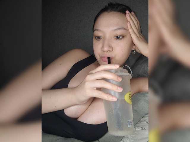 Arina979797 live cam on BongaCams