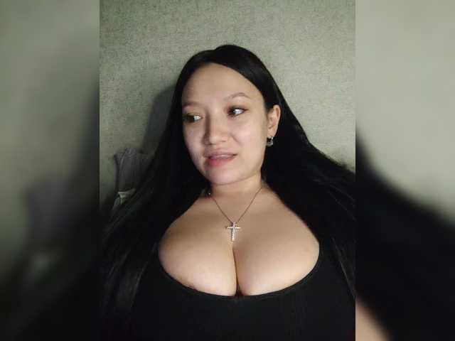 Arina979797's BongaCams show and profile